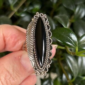 Vintage Native American Sterling Silver Black Onyx Feather Statement Ring
